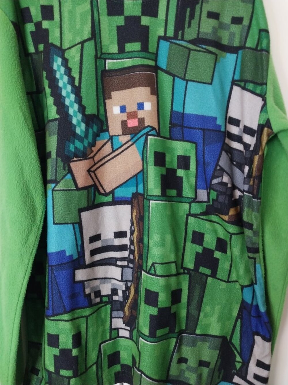 Minecraft Pajamas Set - Picture 4 of 15